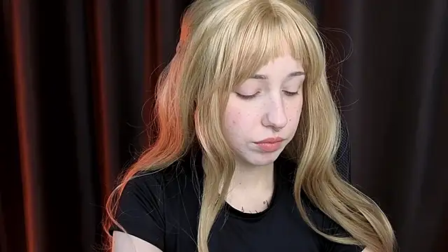 YukiMisa online show from 12-02-25, 03:58