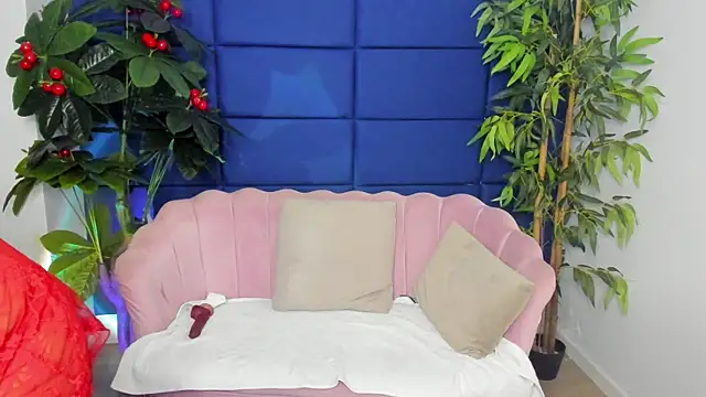 KamaFeels online show from 11-22-25, 04:55