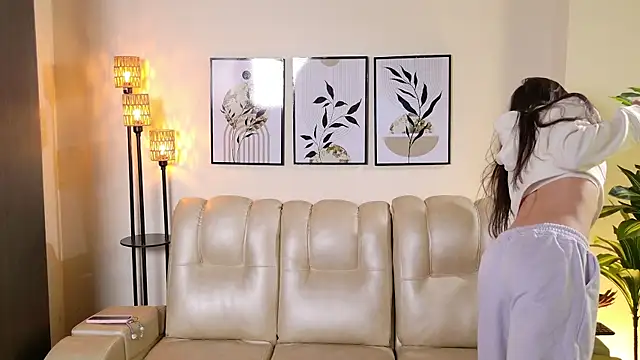 Violeta Foxz online show from 11-12-25, 07:29