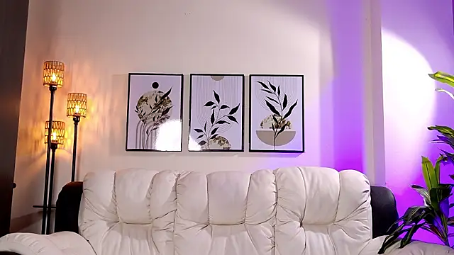 Violeta Foxz online show from 03-06-26, 07:53