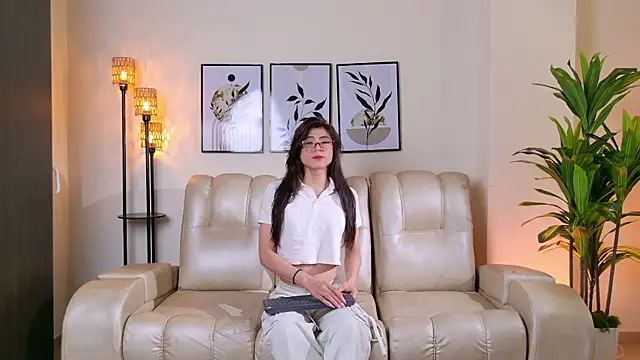 Violeta Foxz online show from 10-15-25, 07:55