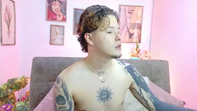  tylerr  online show from 10-12-25, 02:35