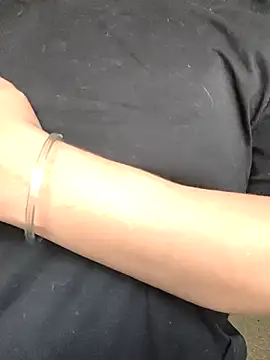 nice touch9733 online show from 01-14-26, 07:34