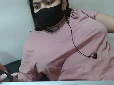 Nataliya Singh online show from 04-14-26, 01:05