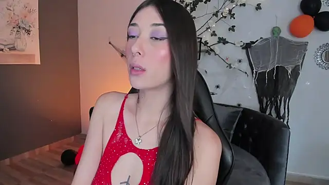 Snapshot of lia__harry chatting on 10-12-25, 03:46 lia harry online show from 10-12-25, 03:46
