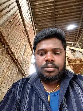 Snapshot of blackyporiki chatting on 09-17-25, 03:52 blackyporiki online show from 09-17-25, 03:52