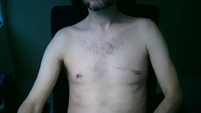 Snapshot of dick_playy chatting on 10-24-25, 03:00 dick playy online show from 10-24-25, 03:00