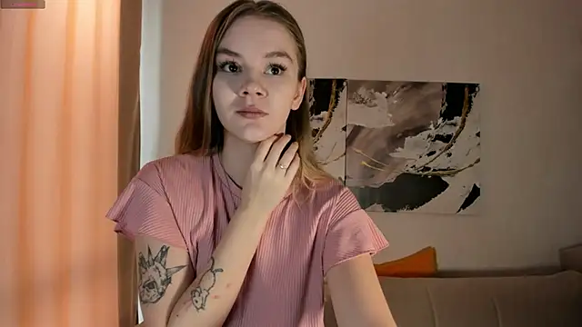 Snapshot of Angel_oci chatting on 10-13-25, 12:40 Angel oci online show from 10-13-25, 12:40
