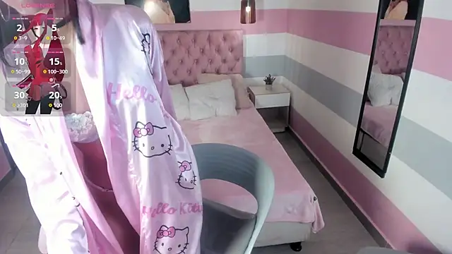 Snapshot of ela_petit chatting on 10-10-25, 09:04 ela petit online show from 10-10-25, 09:04