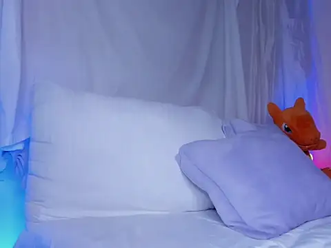 selene boyer online show from 02-12-26, 04:51