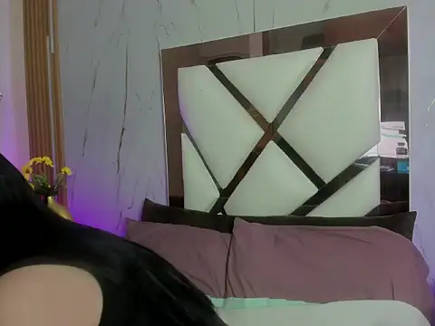 Snapshot of im_bunny__ chatting on 02-17-26, 11:40 im bunny online show from 02-17-26, 11:40