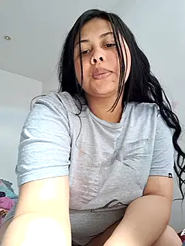 Alessandraa- online show from 09-29-25, 06:13