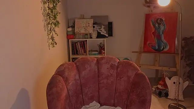  Sophia 111 online show from 11-07-25, 09:08