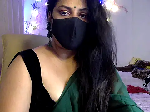 Snapshot of Indian_queen007 chatting on 05-27-26, 06:48 Indian queen007 online show from 05-27-26, 06:48