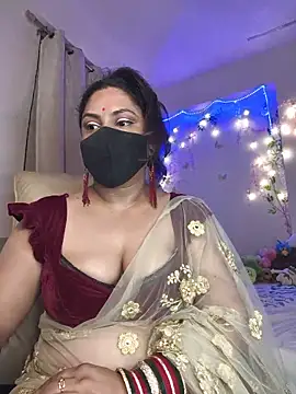 Snapshot of Indian_queen007 chatting on 06-03-26, 05:28 Indian queen007 online show from 06-03-26, 05:28