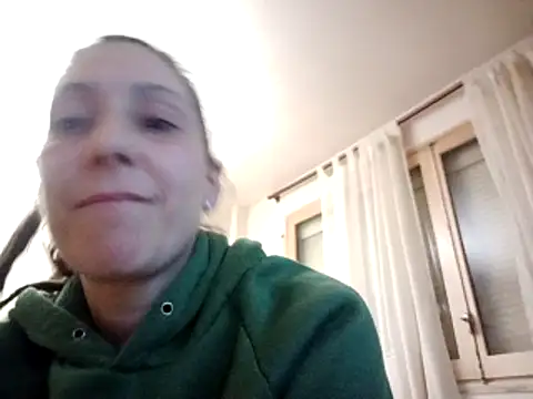 Snapshot of Ebtessamcachonda chatting on 11-11-25, 10:47 Ebtessamcachonda online show from 11-11-25, 10:47