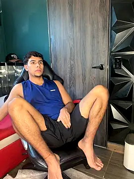 CHR58  online show from 11-18-25, 06:44