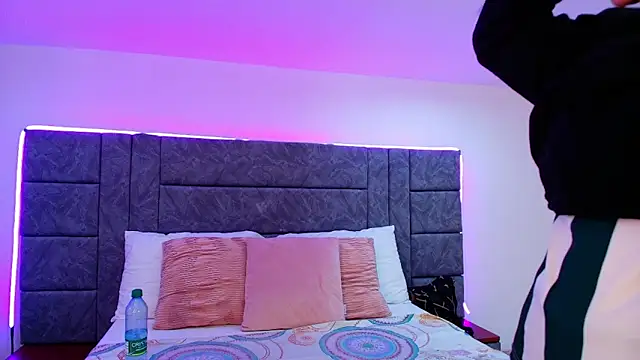 Dakota Megan 69 online show from 02-13-26, 02:17