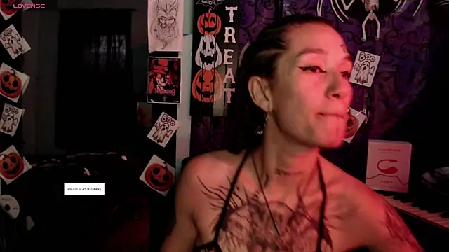 lilithword online show from 10-30-25, 09:01