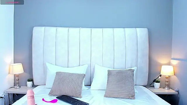 ScarletStarr online show from 10-24-25, 04:33