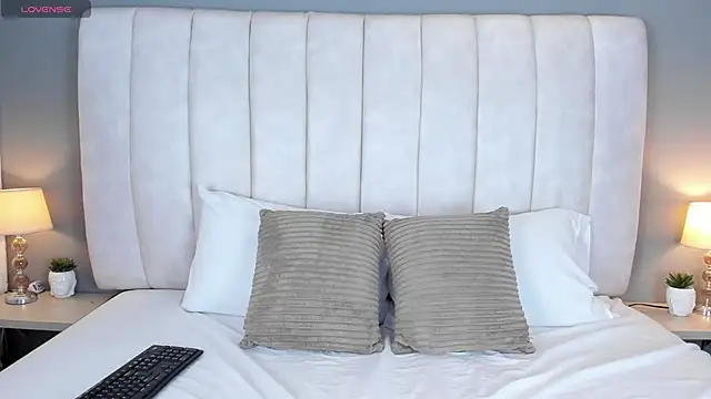 ScarletStarr online show from 10-01-25, 04:17