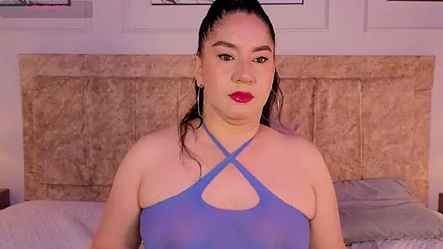 Snapshot of Joy_deepxxx chatting on 06-11-26, 07:33 Joy deepxxx online show from 06-11-26, 07:33