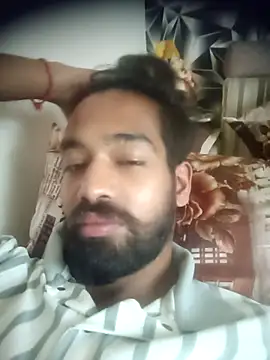 Snapshot of priyansh78584 chatting on 10-18-25, 07:21 priyansh78584 online show from 10-18-25, 07:21
