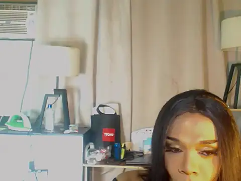 Snapshot of GoldenCumTYRA chatting on 03-24-26, 04:29 GoldenCumTYRA online show from 03-24-26, 04:29