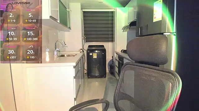 Snapshot of alice_coopperx chatting on 02-06-26, 08:10 alice coopperx online show from 02-06-26, 08:10