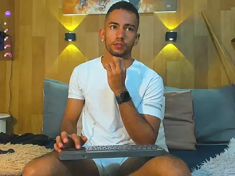 MaicolParker  online show from 03-29-26, 03:35