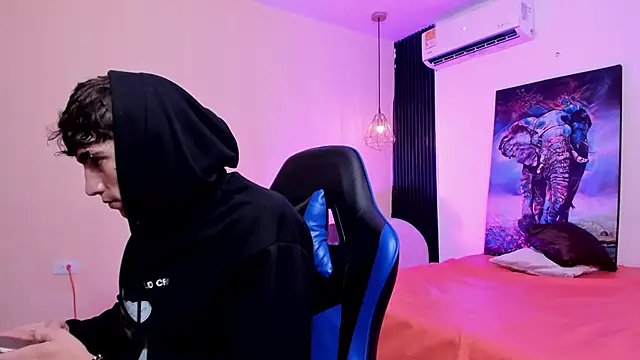 Handsomeboyss19 online show from 01-16-26, 02:15