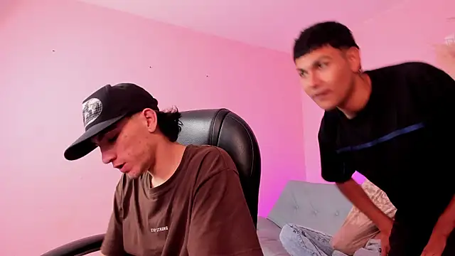 Handsomeboyss19 online show from 02-04-26, 01:55