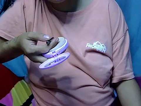 Snapshot of maypah chatting on 05-09-26, 11:13 maypah online show from 05-09-26, 11:13