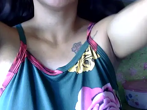Snapshot of maypah chatting on 05-13-26, 01:45 maypah online show from 05-13-26, 01:45
