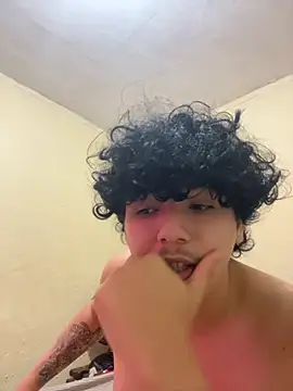 Casal-foda braba online show from 11-05-25, 12:25