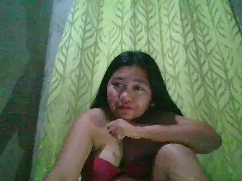 Snapshot of nikki_zapphire chatting on 04-18-26, 04:31 nikki zapphire online show from 04-18-26, 04:31