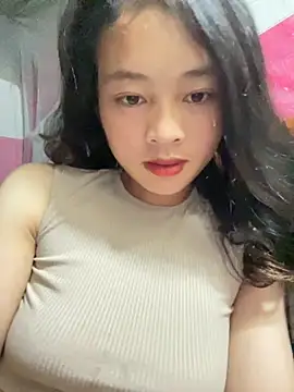 Snapshot of Kieu_xxx chatting on 10-16-25, 02:25 Kieu xxx online show from 10-16-25, 02:25