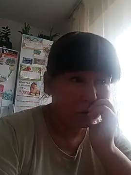 Luu-Lii777 online show from 10-07-25, 04:13