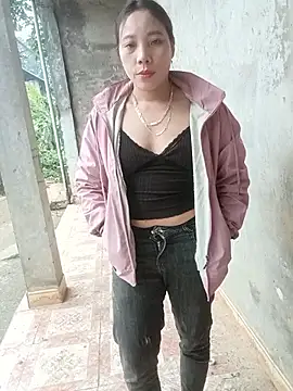 Phuong xxx online show from 01-14-26, 02:48