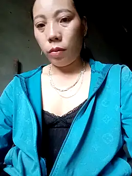 Phuong xxx online show from 12-20-25, 04:26