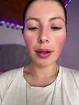 Mia salinass online show from 04-07-26, 06:10