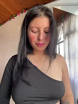 Snapshot of Mia_salinass chatting on 02-06-26, 05:09 Mia salinass online show from 02-06-26, 05:09