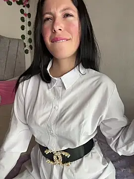 Snapshot of Mia_salinass chatting on 02-16-26, 04:49 Mia salinass online show from 02-16-26, 04:49