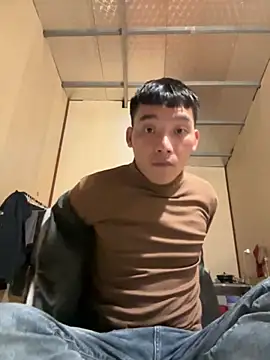 Snapshot of Chao_xxx chatting on 10-27-25, 02:40 Chao xxx online show from 10-27-25, 02:40