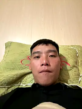 Snapshot of Chao_xxx chatting on 10-18-25, 05:26 Chao xxx online show from 10-18-25, 05:26