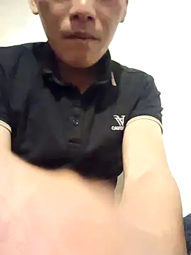 Snapshot of Chao_xxx chatting on 09-10-25, 04:28 Chao xxx online show from 09-10-25, 04:28