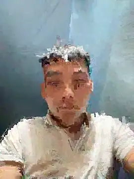 Snapshot of Chao_xxx chatting on 10-25-25, 02:17 Chao xxx online show from 10-25-25, 02:17