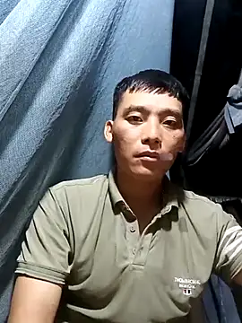 Snapshot of Chao_xxx chatting on 09-30-25, 03:56 Chao xxx online show from 09-30-25, 03:56