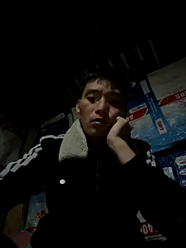 Snapshot of Chao_xxx chatting on 11-11-25, 01:06 Chao xxx online show from 11-11-25, 01:06