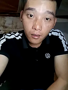 Snapshot of Chao_xxx chatting on 09-18-25, 06:05 Chao xxx online show from 09-18-25, 06:05